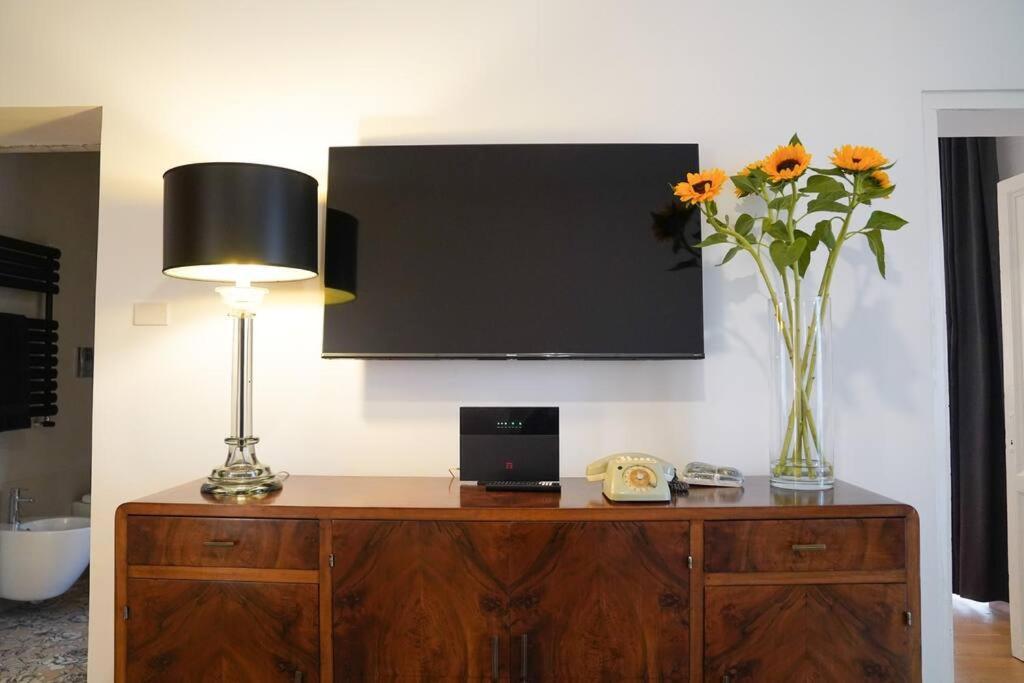 Trasteverina Chic House Rome Bagian luar foto
